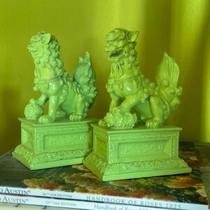 Pair of small foo dogs in bright green
